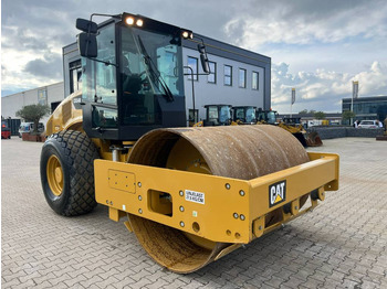 Walzen Cat CS 54 B: das Bild 4