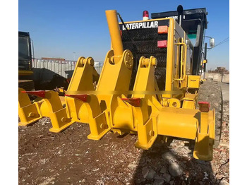 CATERPILLAR 140H Grader