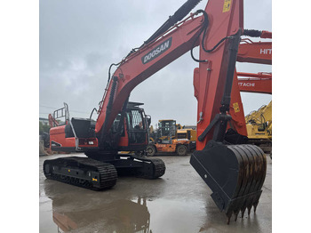 DOOSAN DX225LCA Kettenbagger