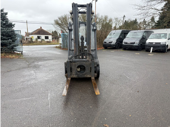 Dieselstapler Linde H 30D-01 mit Drehgerät: das Bild 3