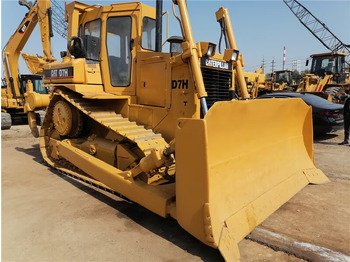Bulldozer CAT D7H: das Bild 5