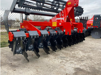 NEU: Scheibenegge Janpol Scheibenegge / Disc harrow / Déchaumeur à disques /  Erpice a dischi / Средняя дисковая борона / Brona talerzowa medium „COMPACT” 3 m: das Bild 3