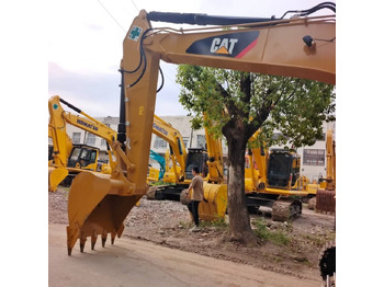 Kettenbagger CAT 324D2L: das Bild 3