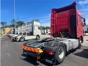 Sattelzugmaschine DAF XF 105 460: das Bild 3