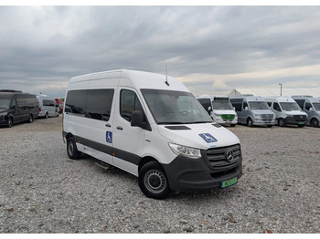 Kleinbus, Elektrobus Mercedes-Benz Sprinter: das Bild 3