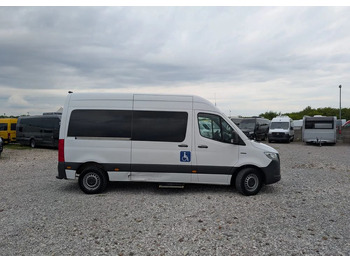Kleinbus, Elektrobus Mercedes-Benz Sprinter: das Bild 2