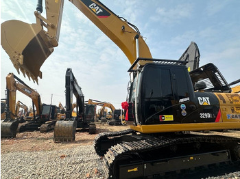 Kettenbagger CAT 329D2: das Bild 3 Kettenbagger CAT 329D2: das Bild 3