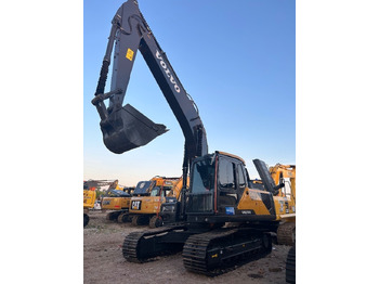 VOLVO EC210 Kettenbagger