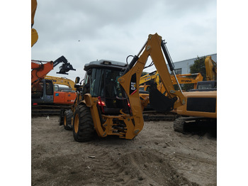 Baggerlader CATERPILLAR 420F: das Bild 3