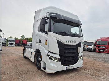 IVECO Sattelzugmaschine