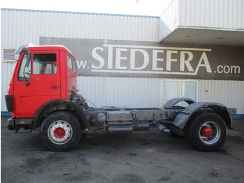 Fahrgestell LKW Mercedes-Benz 1630 , V8 , Bi-Turbo , Manual , Spring suspension: das Bild 2
