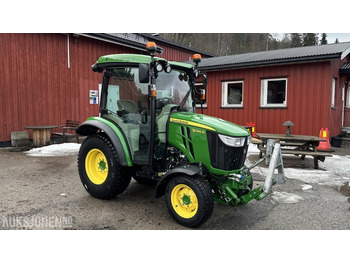 Traktor 2022 JOHN DEERE 3046R TRAKTOR, HØYT UTSTYRSNIVÅ, 206 TIMER: das Bild 3