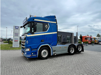 SCANIA R 580 Sattelzugmaschine