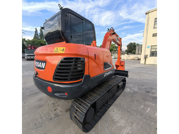DOOSAN DX60 Kettenbagger