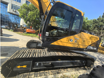 Mobilbagger Hyundai 220lc-9s   excavator: das Bild 2