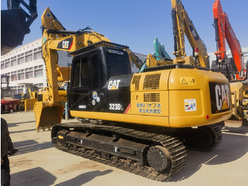 CATERPILLAR 323D Bagger