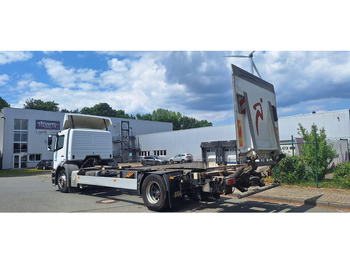 Fahrgestell LKW Mercedes-Benz 1833 2 Achser für BDF mit LBW: das Bild 5 Fahrgestell LKW Mercedes-Benz 1833 2 Achser für BDF mit LBW: das Bild 5