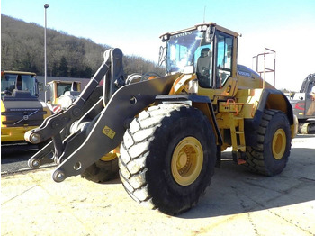 VOLVO L220H Radlader