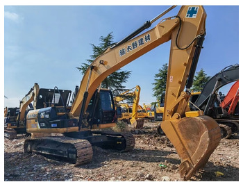 CATERPILLAR 323D2L Kettenbagger