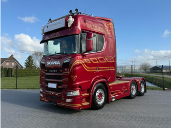 SCANIA S 650 Sattelzugmaschine