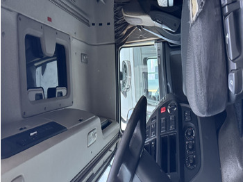 Sattelzugmaschine DAF XF 460: das Bild 4