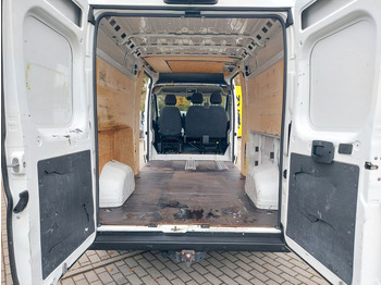 Kleinbus, Personentransporter Peugeot Boxer Kasten Hoch L3H2 lang Klima 2x Schiebetür: das Bild 2