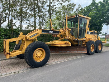 CATERPILLAR 140H Grader