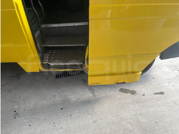 Schulbus Iveco Daily: das Bild 4
