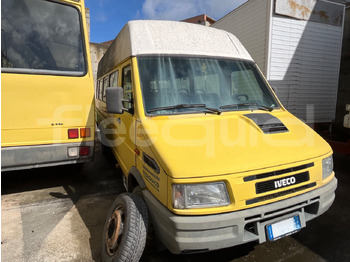 IVECO Daily Schulbus