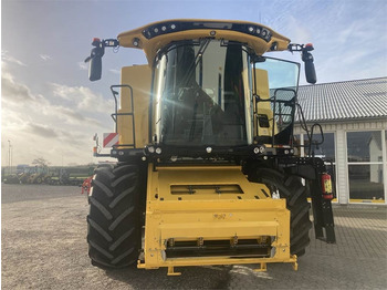 Mähdrescher New Holland CX8.90 STAGE 5: das Bild 5