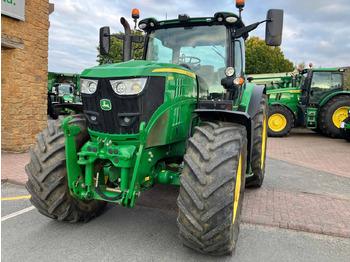 Traktor John Deere 6155R: das Bild 5