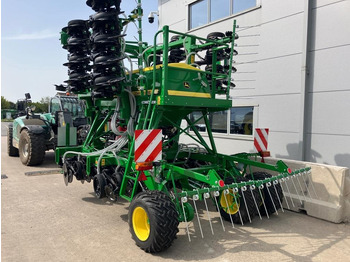 NEU: Sämaschine John Deere 750A: das Bild 3