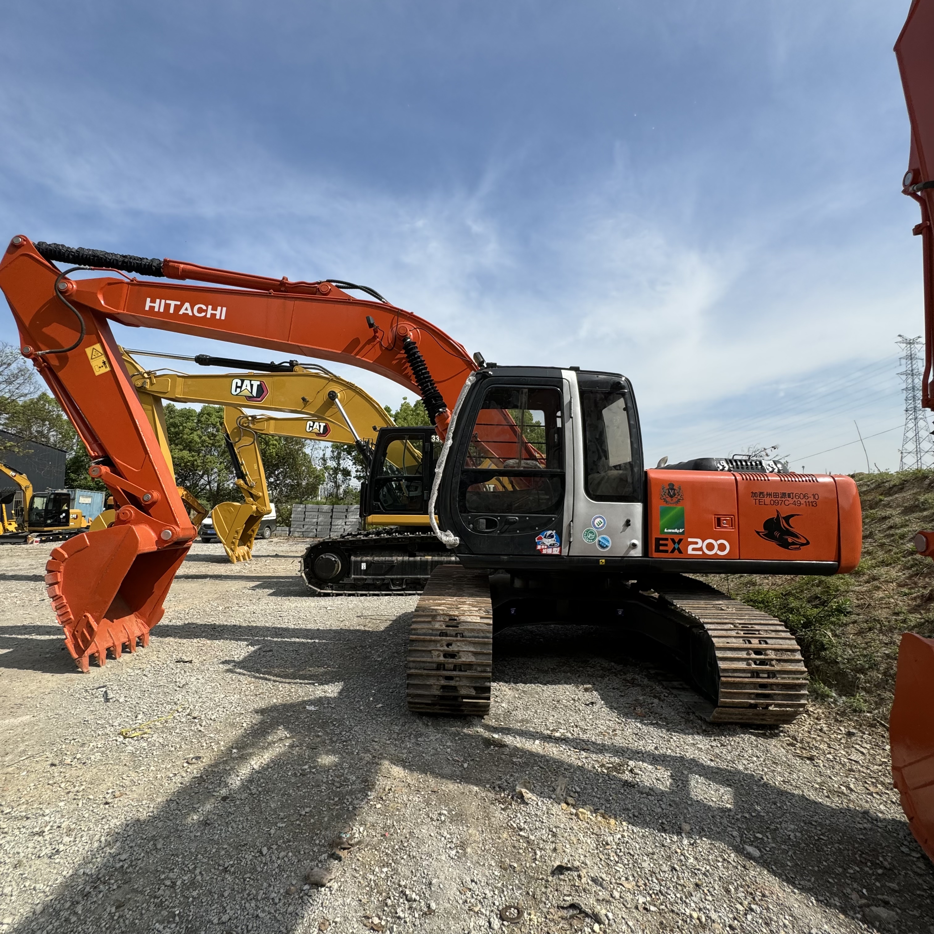 HITACHI ZX200 Kettenbagger