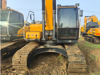 Kettenbagger HYUNDAI ROBEX 220LC-9S: das Bild 5