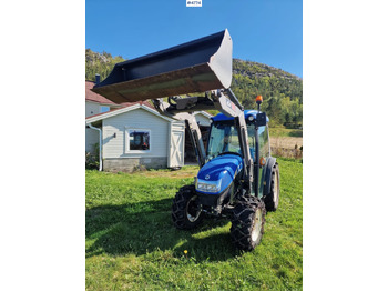 NEW HOLLAND Traktor