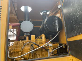 Grader CATERPILLAR 140K: das Bild 5