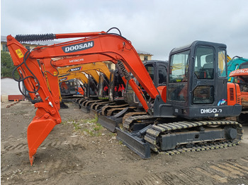 DOOSAN DH60-7 Kettenbagger