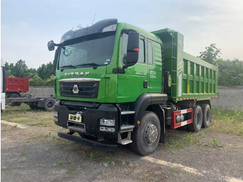 SINOTRUK Kipper