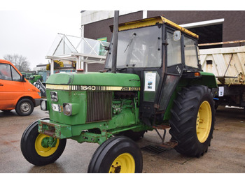 JOHN DEERE 1640 Traktor