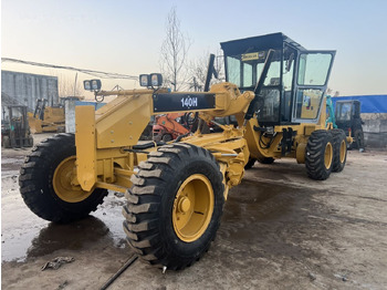 CATERPILLAR 140H Grader