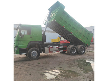 SINOTRUK HOWO Kipper