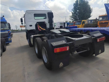Sattelzugmaschine SINOTRUK Trailer head: das Bild 2