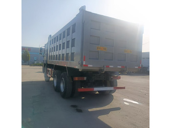 Kipper Sinotruk Howo 6*4: das Bild 4