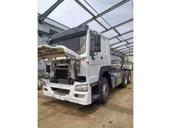 SINOTRUK HOWO Sattelzugmaschine