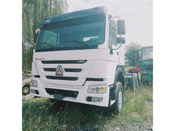 SINOTRUK Sattelzugmaschine