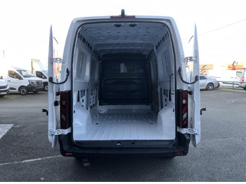 NEU: Kastenwagen RENAULT Master Extra 3t5 L3H2 2.0 Blue dCi - BVA 170 2025  IV FOURGON Fourgon L3H2 Traction: das Bild 3