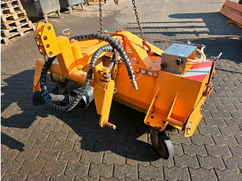 KUBOTA Kehrbesen