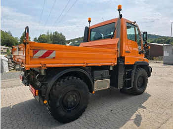 Schneeräumfahrzeug Unimog 405/10 U300 Bluetec 4 Automatik EAS Mercedes-Benz U 300  UGE UGN mit Kipperpritsche: das Bild 5