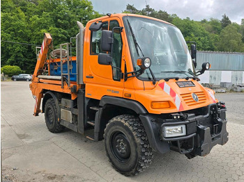 UNIMOG U300 Schneeräumfahrzeug