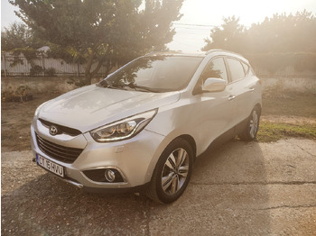 Limousine Hyundai IX35: das Bild 2 Limousine Hyundai IX35: das Bild 2